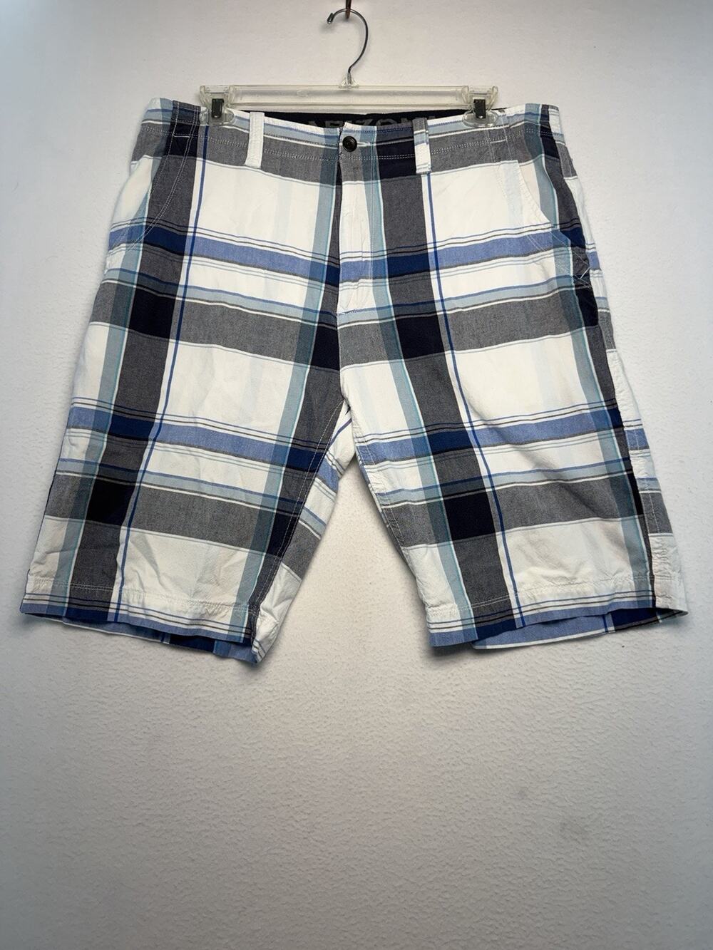 Arizona Plaid Bermuda Shorts Mens Casual Blue White Black Size 40 Beach Outdoors